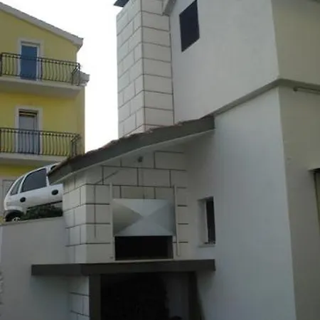 Apartment In With Sea View, Terrace, Air Conditioning, Wifi 5113-1 Dugi Rat